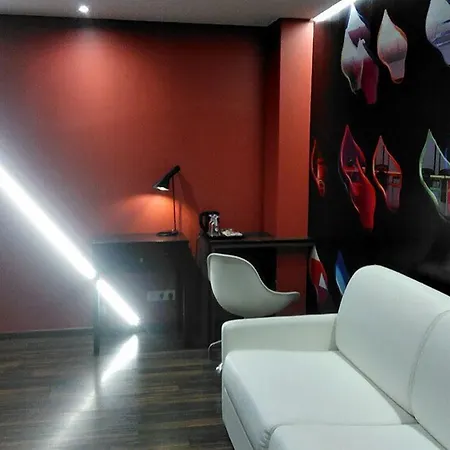 Terminus Du Forez Saint-etienne Centre Gare Chateaucreux 3* サン・テティエンヌ